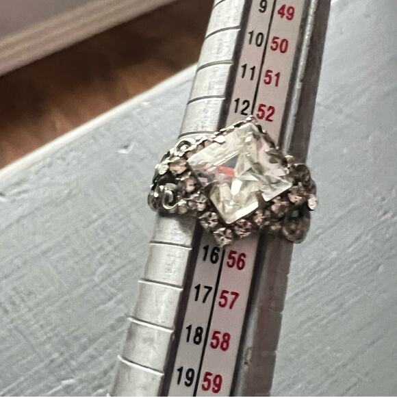 Sorrelli Crystal Silver Tone Ring Size 7 - Picture 6 of 10